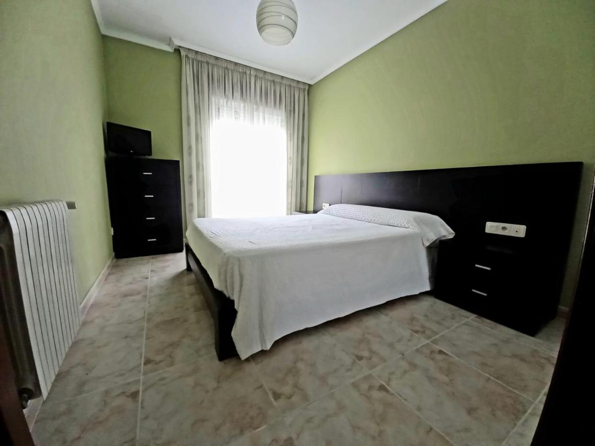Piso Completo En Camino Ingles - Sigueeiro, Apartment Sigueiro Exterior foto
